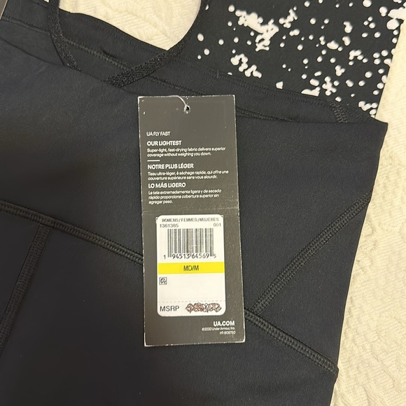 Under Amour. MD Leggings. Size Medium - Picture 4 of 5